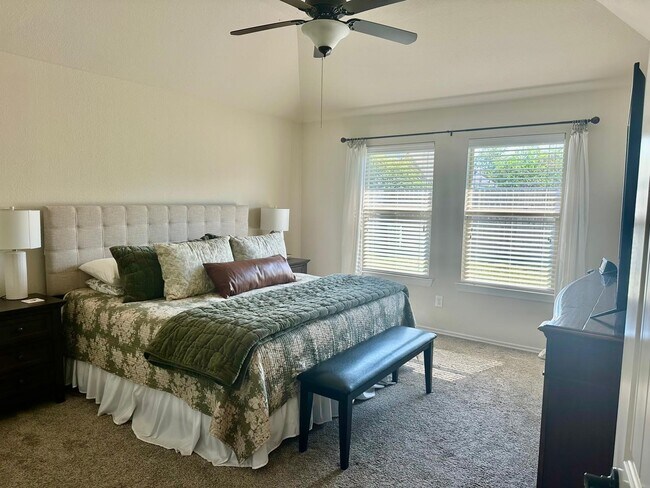 Building Photo - 8635 Sweet Pasture Dr