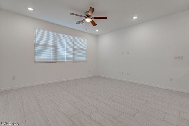 Building Photo - 1588 Hopeful Lark Ln
