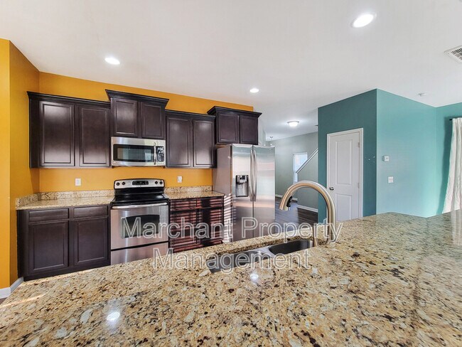 Building Photo - 4 Wisner Ct