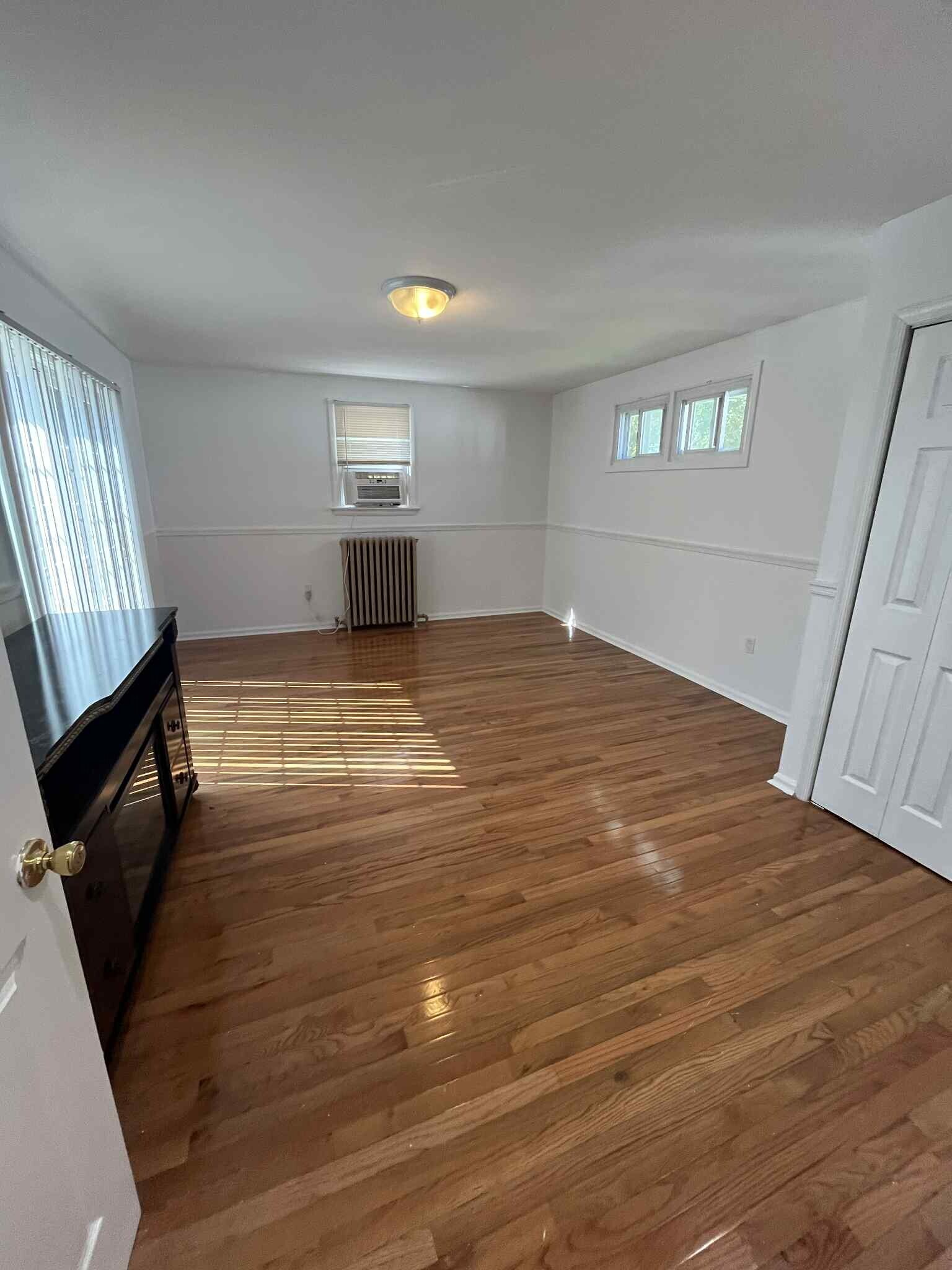 Biggest bedroom - 1368 High Ave