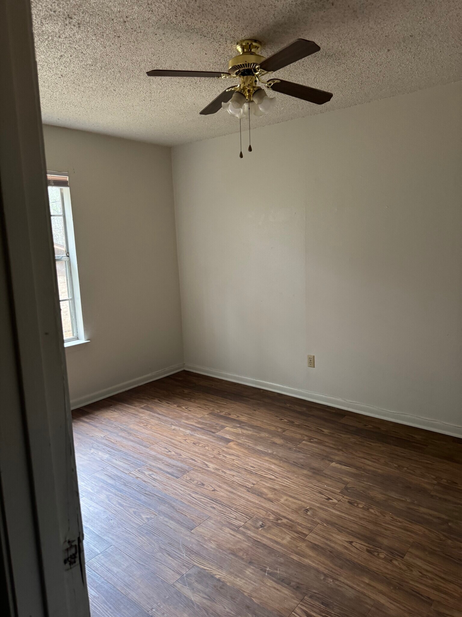 Building Photo - 3025 Bernice St