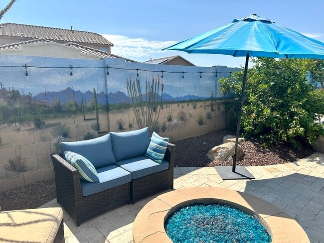 Building Photo - Estrella Mountain Ranch with Resort-style ...