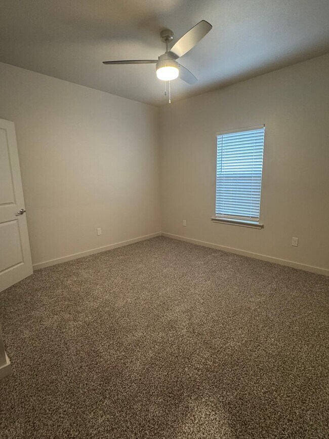 Building Photo - 7024 40th St