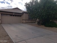 Building Photo - 2099 S Peppertree Dr