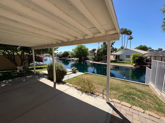 Building Photo - 24 S Willow Creek St