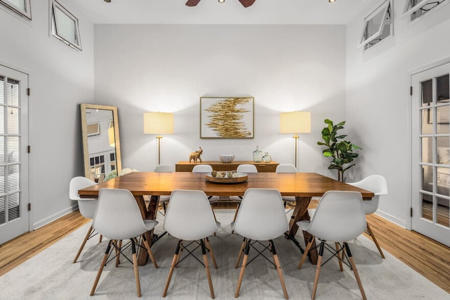 Building Photo - 508 Broadway-SI ID1035011P