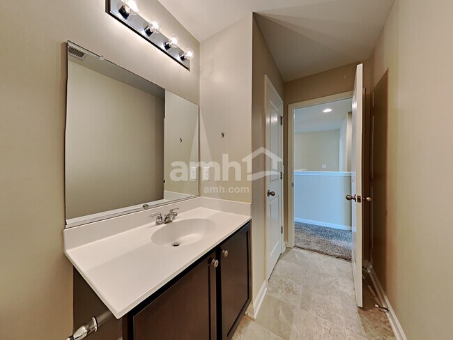 Building Photo - 149 Carolina Wren Ave
