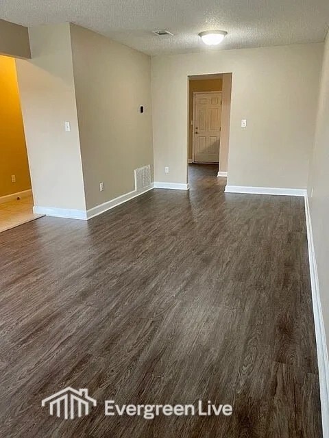 Building Photo - 37 Laiken Ct