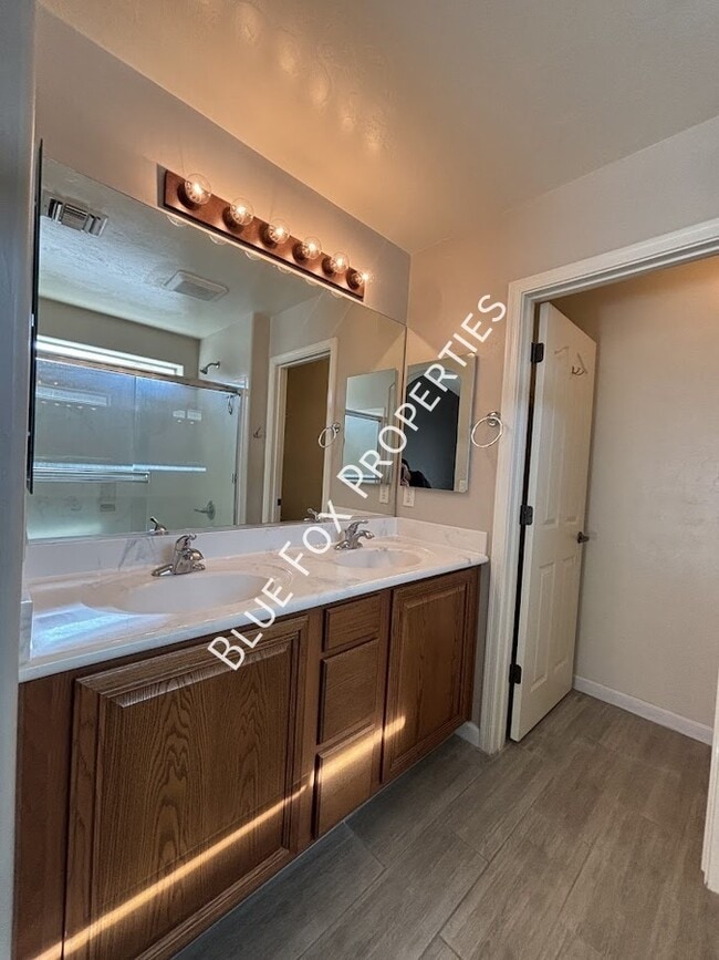 Building Photo - 10150 E Corte Madera Fina