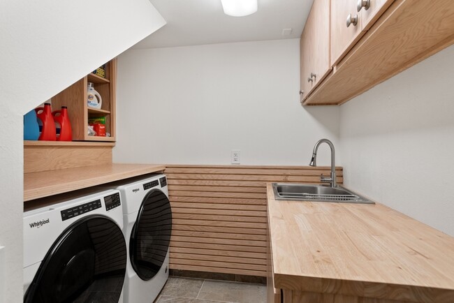 Building Photo - 126 Edgewood Ln