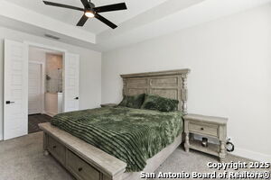 Building Photo - 462 Vamanos