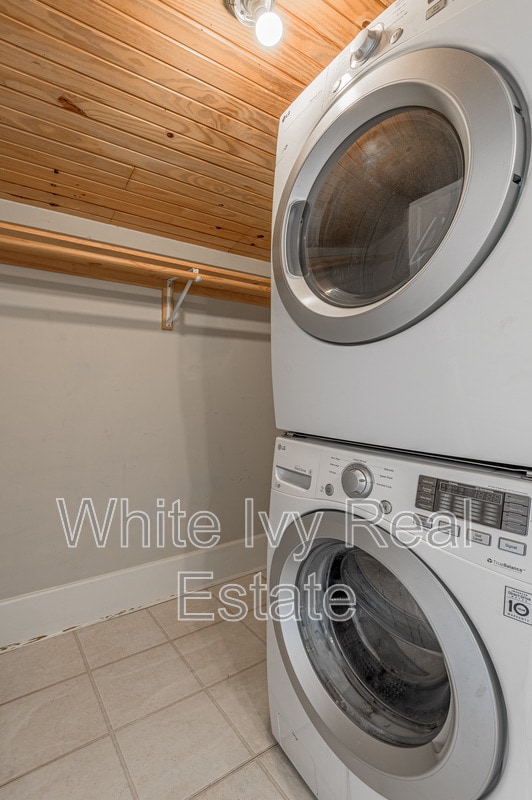 Building Photo - 254 S Railroad St