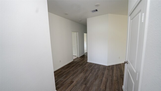 Building Photo - 2642 Olivine Stone Dr