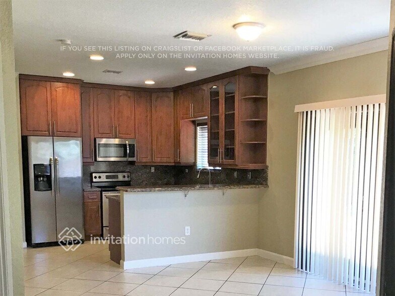 Building Photo - 16349 SW 50th Terrace