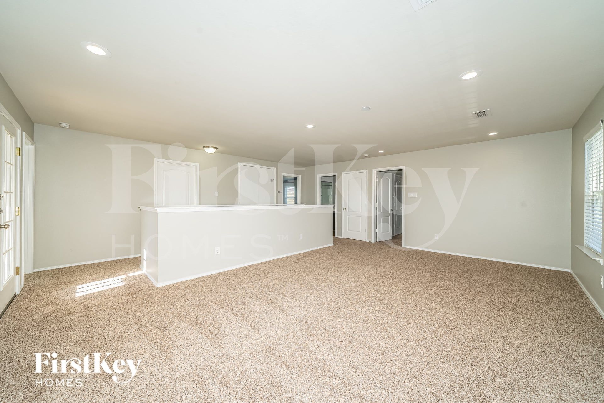 Building Photo - 2209 Windsor Farms Dr