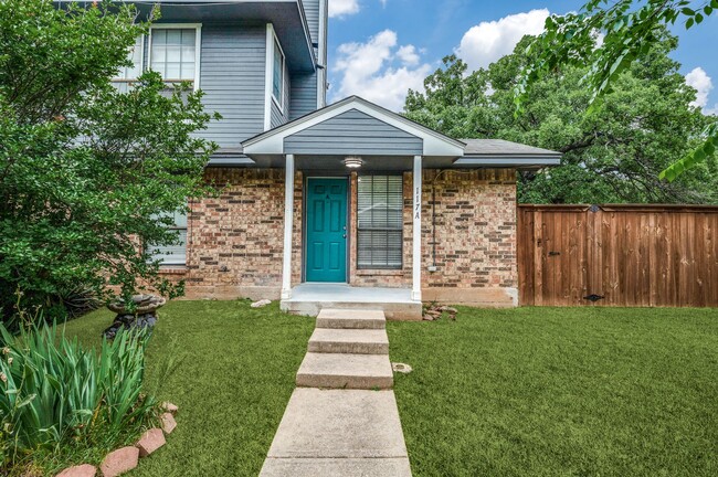 Building Photo - 117 Peachtree Ct