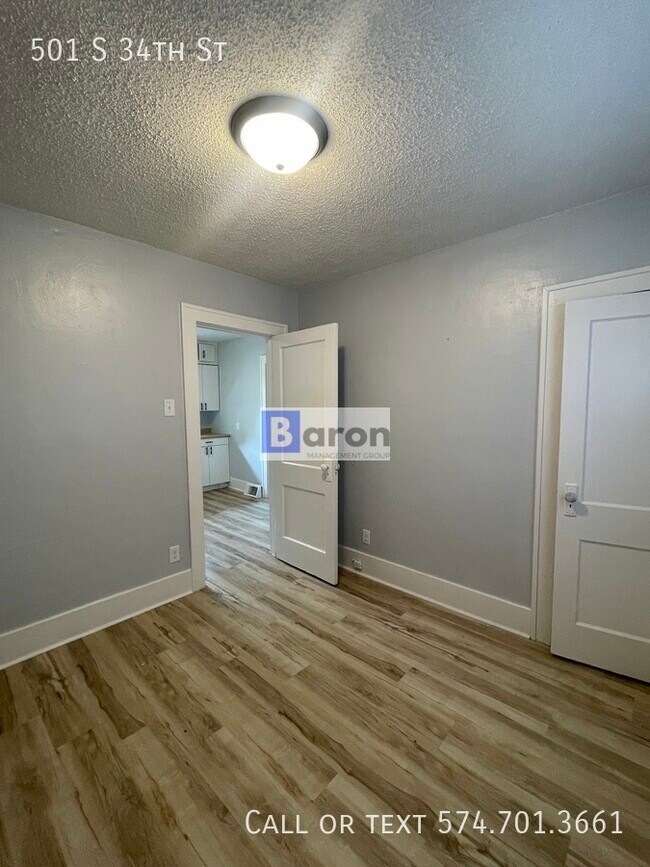 Building Photo - 501 S 34th St