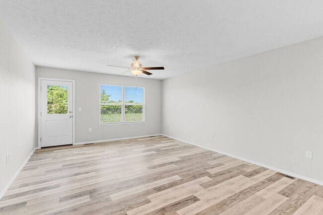 Building Photo - 1212 Choctaw Rd