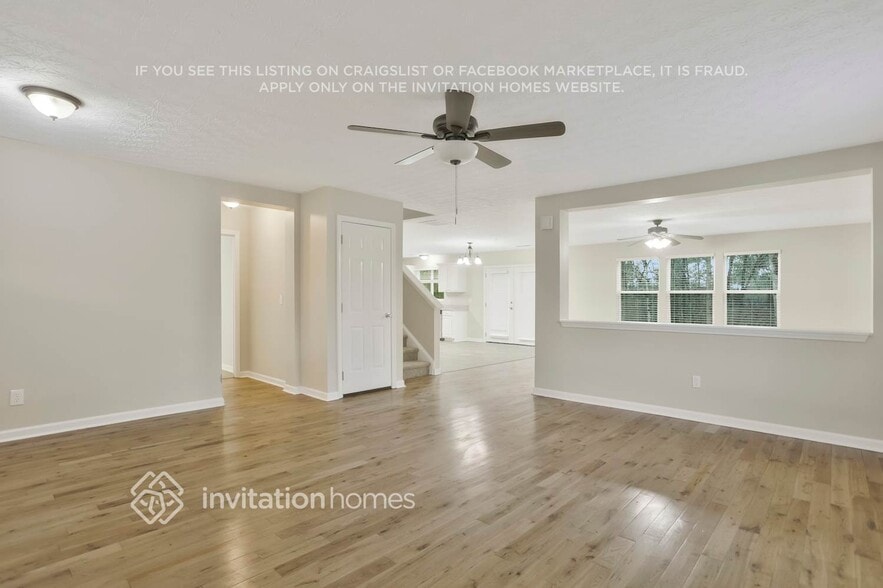 Building Photo - 128 Waterbury Way