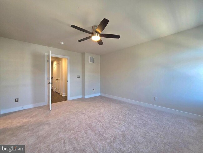 Building Photo - 1552 Meadowlark Glen Rd
