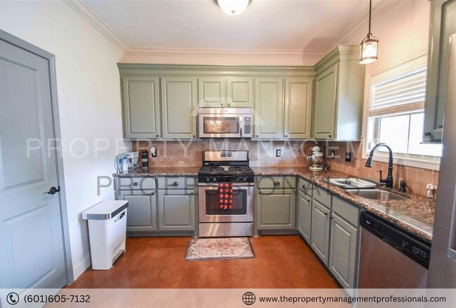 Building Photo - A wonderful home full of character!