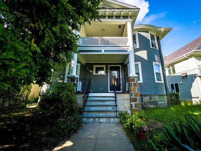 Building Photo - 67 Hampstead Rd