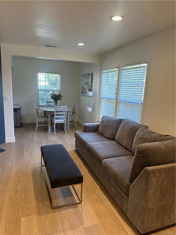 Building Photo - 2303 Amherst Ave