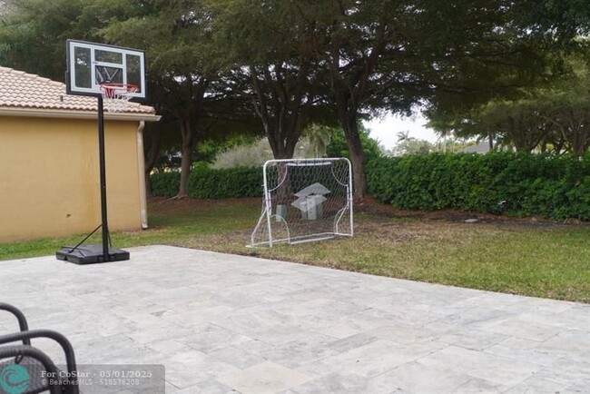 Building Photo - 1162 Golden Cane Dr
