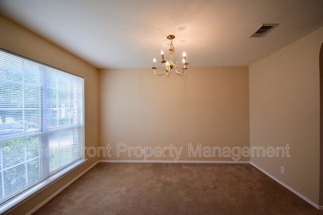 Building Photo - 10527 Cub Haven