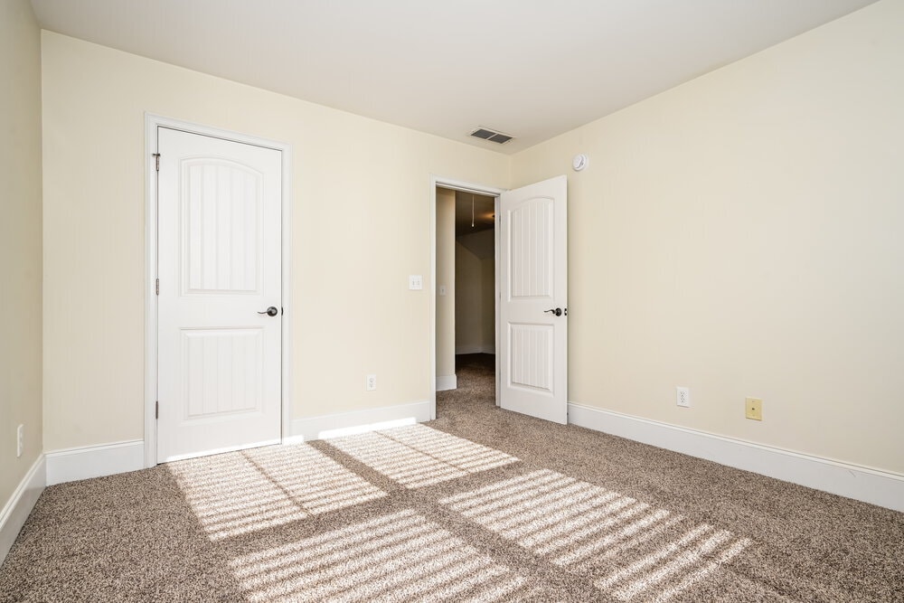 Building Photo - 104 Society St