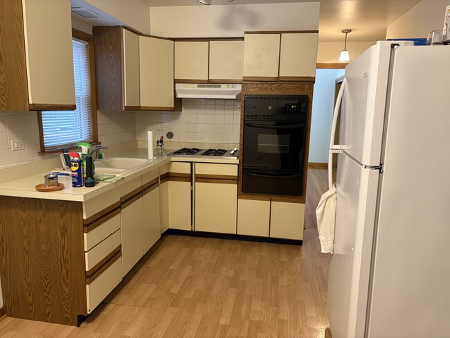 Building Photo - 2611 W Logan Blvd