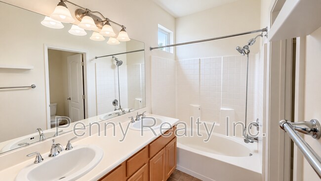 Building Photo - 3011 Pacific Palm Way