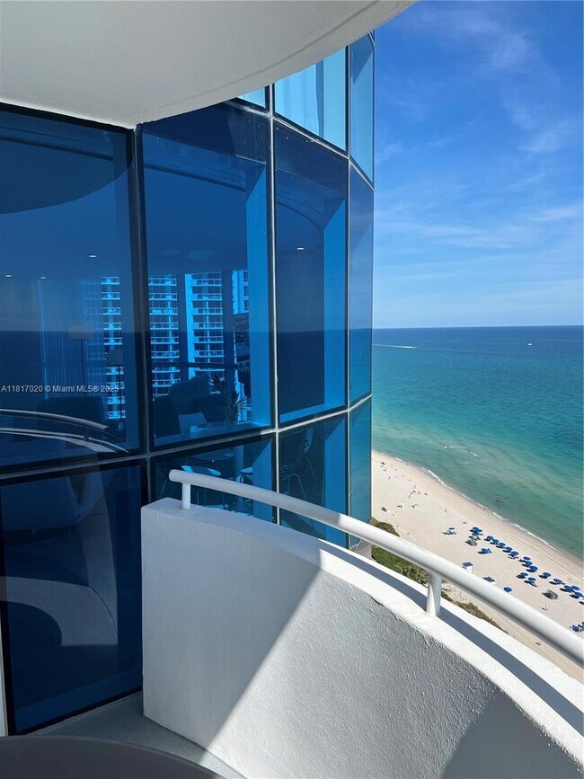 Building Photo - 6301 Collins Ave