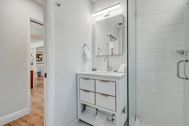 Building Photo - 309 Rilyn Dr