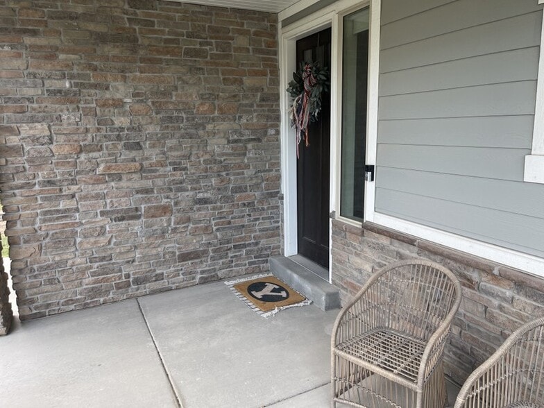 Building Photo - 3772 Grassy Meadow Dr