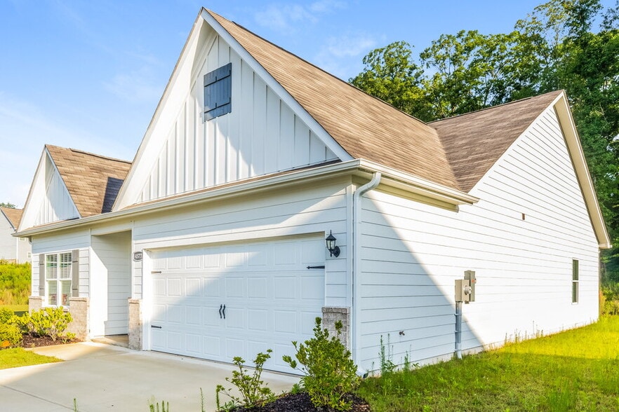 Building Photo - 4577 Morgan Dr