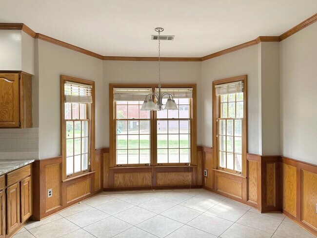 Building Photo - 3046 Dee Ann Dr