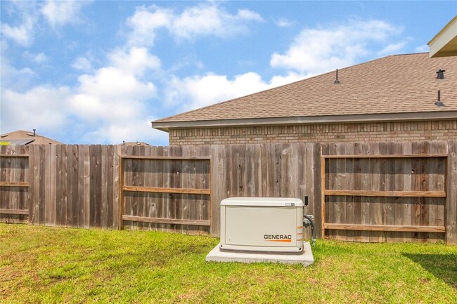 Building Photo - 19108 Sonora Chase Dr