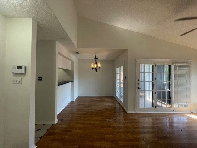 Building Photo - 2105 St Michaels Dr