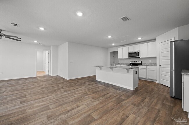 Building Photo - 7349 Lakeside Oak Ct