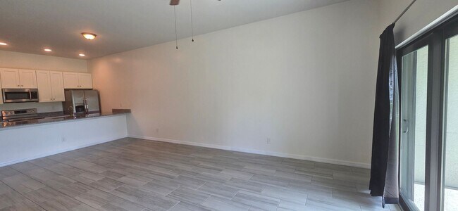 Building Photo - Duplex for rent