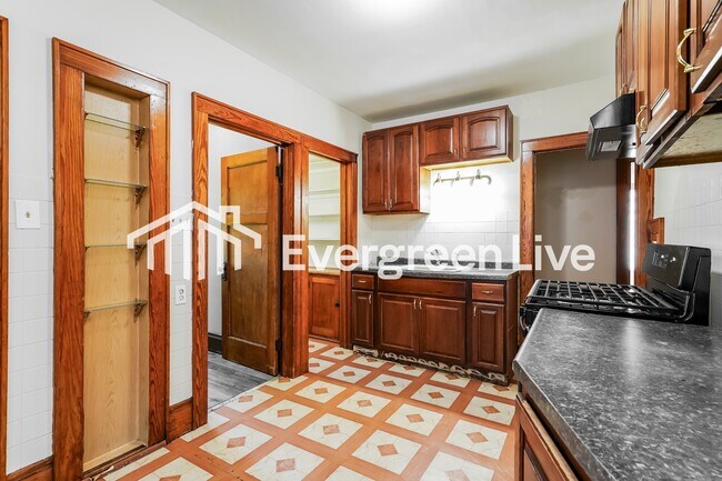 Building Photo - 2523 N 50th St