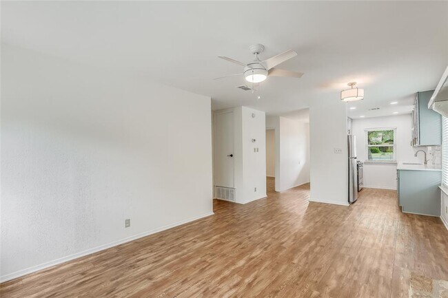 Building Photo - 6804 Kenosha Pass