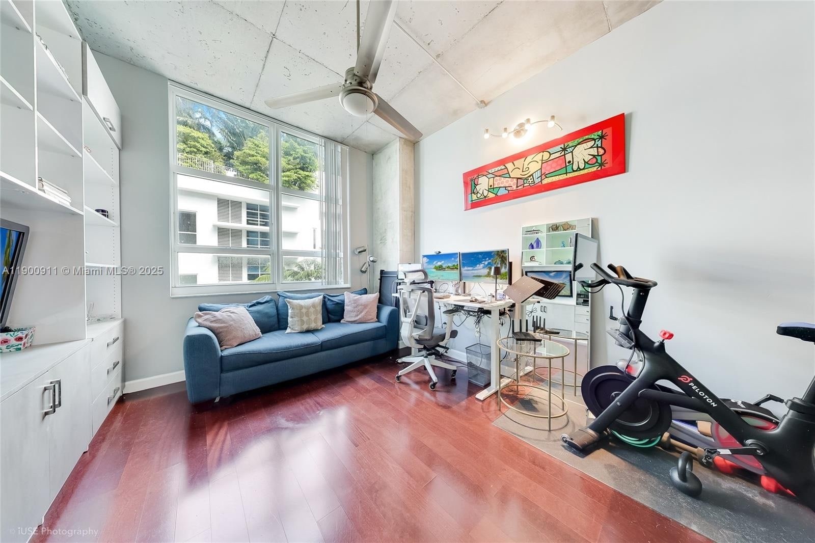 Building Photo - 2001 Biscayne Blvd