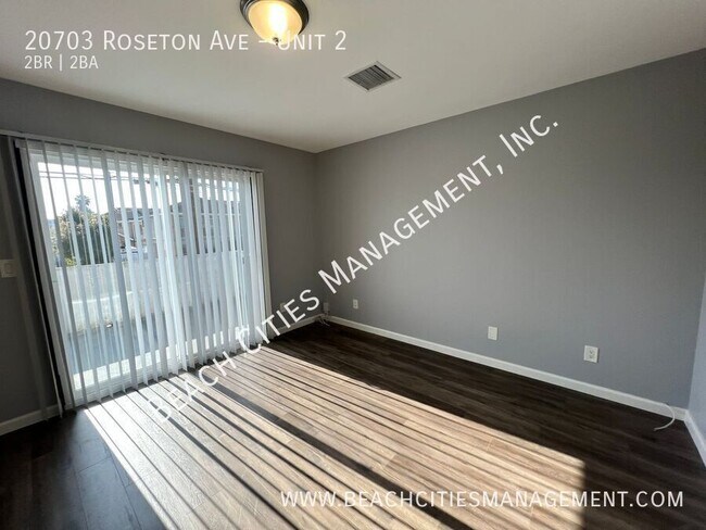 Building Photo - 20703 Roseton Ave
