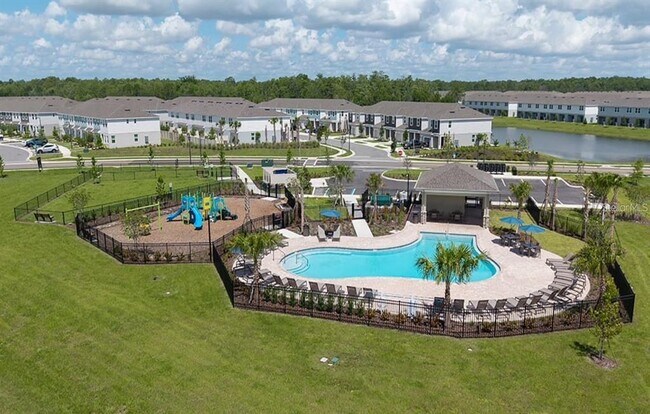 Building Photo - 3132 Skyline Lp