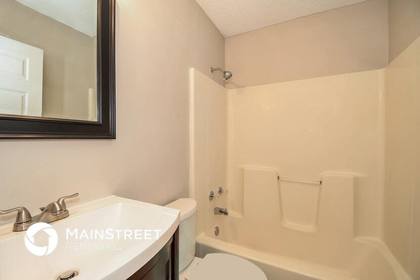 Building Photo - 3652 Wilson Blvd W