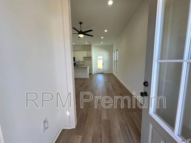 Building Photo - 28335 Merrimack Dr
