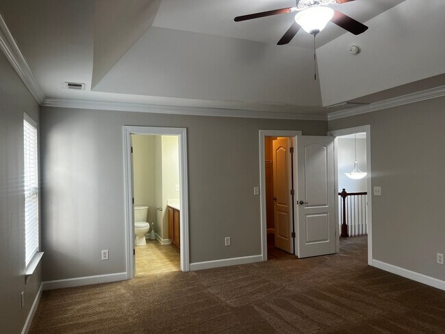 Building Photo - AVAILABLE NOW IN BRIGHTON WOODS!