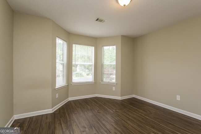 Building Photo - 1476 Cain Ct